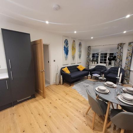 Luxury 2 Bed Apartment In The Heart Of Rochester Rochester  Exterior foto