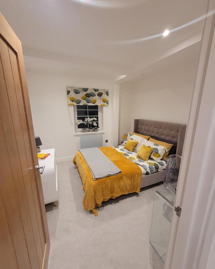 Luxury 2 Bed Apartment In The Heart Of Rochester Rochester  Exterior foto